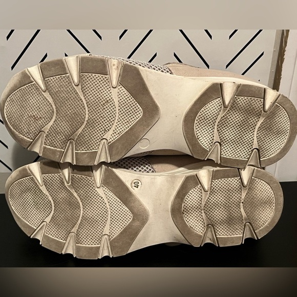 J.Jill Fit Cross Strap Sneaker - Picture 10 of 12